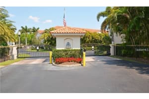 6247 VISTA VERDE DRIVE, SAINT PETERSBURG, FL 33707 Sold 09/12/24