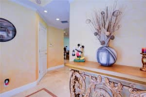 6247 VISTA VERDE DRIVE, SAINT PETERSBURG, FL 33707 Sold 09/12/24
