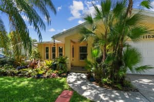 1153 WILLIAMS DRIVE, ST PETERSBURG, FL 33705 Sold 11/20/24