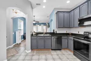 4127 BISMARCK PALM DRIVE, TAMPA, FL 33610 Sold 08/22/24