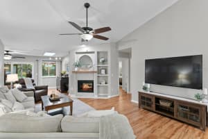 2916 LONGBROOKE WAY, CLEARWATER, FL 33760 Sold 09/16/24
