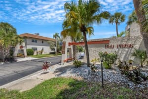 2750 BAY DRIVE, LARGO, FL 33771 Sold 09/16/24