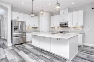 9725 HIGHLAND PARK PLACE, PALMETTO, FL 34221 Sold 01/31/25