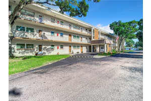 5880 38TH AVENUE, SAINT PETERSBURG, FL 33710 Sold 10/03/24