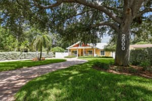 2000 CAESAR WAY, SAINT PETERSBURG, FL 33712 Sold 08/30/24