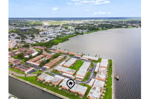 19029 US HIGHWAY 19 N #33D, CLEARWATER, FL 33764 Sold 09/30/24