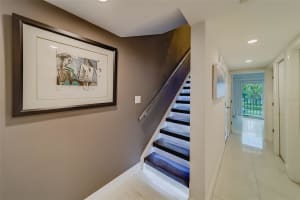 105 4TH AVENUE, SAINT PETERSBURG, FL 33701 Sold 05/27/25
