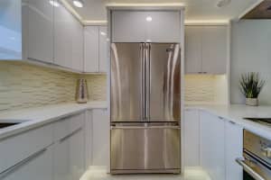 105 4TH AVENUE, SAINT PETERSBURG, FL 33701 Sold 05/27/25
