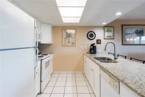 19610 GULF BOULEVARD, INDIAN ROCKS BEACH, FL 33785 - MLS#MFRU8250677