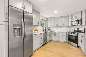 4258 BOSWELL PLACE, SARASOTA, FL 34241 Sold 03/05/25
