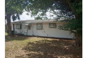 1553 LOCKWOOD DRIVE, FORT MYERS, FL 33916 Sold 10/28/24