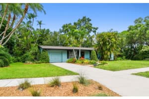 606 CASABELLA DRIVE, BRADENTON, FL 34209 Sold 09/09/24