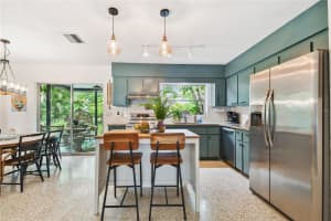 606 CASABELLA DRIVE, BRADENTON, FL 34209 Sold 09/09/24