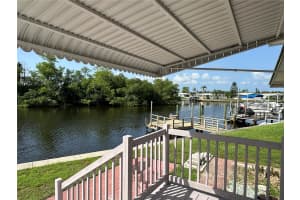 460 MOUNT OAK AVENUE, ST PETERSBURG, FL 33702 Sold 09/12/24