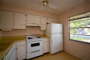 9032 MISSION OAKS BOULEVARD, SEMINOLE, FL 33776 Sold 01/13/25