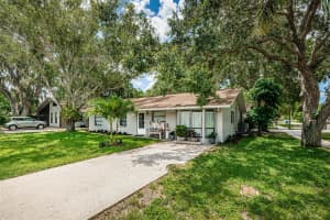 2790 HILLSDALE AVENUE, LARGO, FL 33774 Sold 02/28/25