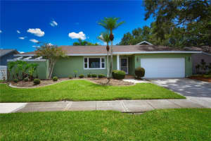 10799 Harborside Dr, LARGO