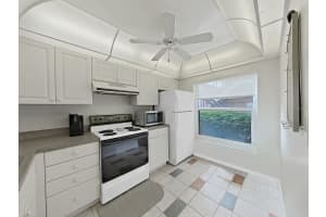 6177 SUN BOULEVARD, ST PETERSBURG, FL 33715 - MLS#MFRU8251271