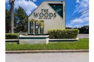 39650 US HIGHWAY 19 N #132, TARPON SPRINGS, FL 34689 Sold 01/03/25