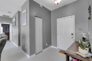 671 MYRTLE WAY, SAINT PETERSBURG, FL 33705 Sold 10/02/24