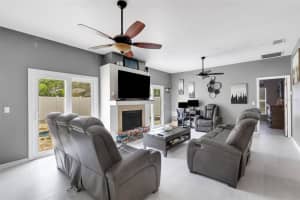 671 MYRTLE WAY, SAINT PETERSBURG, FL 33705 Sold 10/02/24