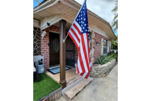 5213 11TH AVENUE, GULFPORT, FL 33707 Sold 09/30/24