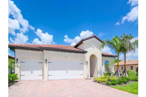 653 MARAVIYA, NOKOMIS, FL 34275 Sold 12/19/24