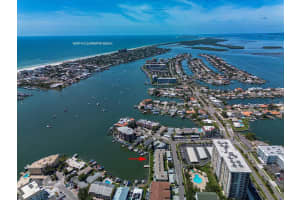 400 LARBOARD WAY, CLEARWATER BEACH, FL 33767 - MLS#MFRU8251625