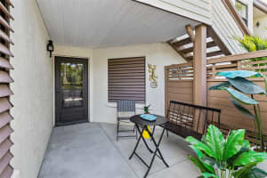 433 SPRING LAKES BOULEVARD, BRADENTON, FL 34210 Sold 09/16/24