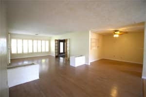 1315 DIXIE LANE, SAINT PETERSBURG, FL 33707 Sold 10/04/24
