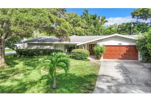 826 FOUNTAINHEAD DRIVE, LARGO, FL 33770 Sold 12/06/24