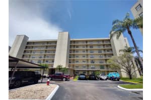 900 COVE CAY DRIVE, CLEARWATER, FL 33760 Sold 01/13/25