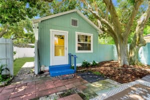 6202 8TH AVENUE, GULFPORT, FL 33707 Sold 11/12/24