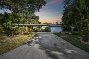 451 PINELLAS WAY, SAINT PETERSBURG, FL 33707 Sold 11/01/24