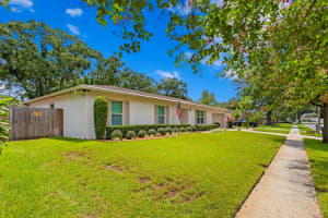 13313 LAKE GEORGE LANE, TAMPA, FL 33618 Sold 09/03/24