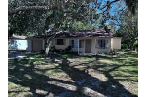 2740 PINEHURST AVENUE, BELLEAIR BLUFFS, FL 33770 Sold 09/27/24
