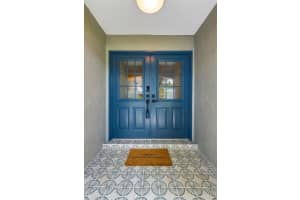 8003 CONSERVATORY DRIVE, SARASOTA, FL 34243 Sold 01/21/25