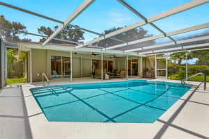 8003 CONSERVATORY DRIVE, SARASOTA, FL 34243 Sold 01/21/25