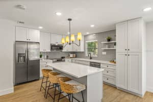 8003 CONSERVATORY DRIVE, SARASOTA, FL 34243 Sold 01/21/25