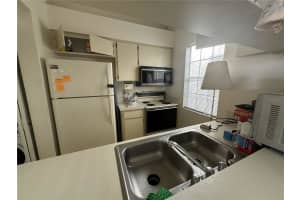 6908 STONES THROW CIRCLE, SAINT PETERSBURG, FL 33710 Sold 10/22/24