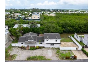 651 JUNGLE QUEEN WAY, LONGBOAT KEY, FL 34228 - MLS#MFRU8252397