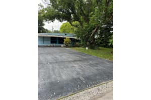 209 JEFFERSON CIRCLE, SAINT PETERSBURG, FL 33703 Sold 09/17/24