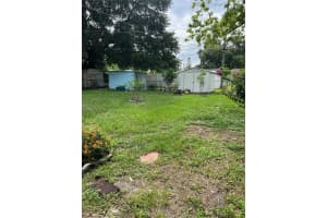 209 JEFFERSON CIRCLE, SAINT PETERSBURG, FL 33703 Sold 09/17/24
