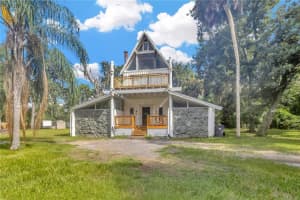 7210 VALRIE LANE, RIVERVIEW, FL 33569 Sold 10/16/24