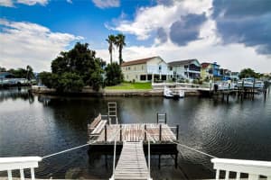 6324 SPOONBILL DRIVE, NEW PORT RICHEY, FL 34652 Sold 04/28/25