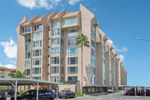 632 EDGEWATER DRIVE, DUNEDIN, FL 34698 Sold 09/13/24