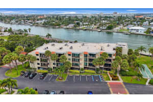 7537 BAYSHORE DRIVE, TREASURE ISLAND, FL 33706 Sold 02/21/25