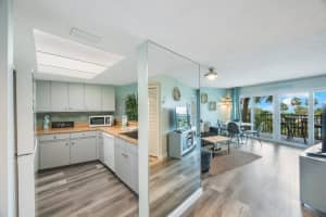 7537 BAYSHORE DRIVE, TREASURE ISLAND, FL 33706 Sold 02/21/25