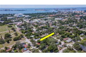 904 TUSKAWILLA STREET, CLEARWATER, FL 33756 Sold 12/31/24