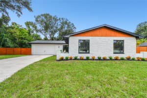 2351 WILSHIRE DRIVE, DUNEDIN, FL 34698 Sold 10/07/24